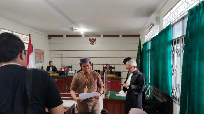 Bahagia Usai Dituntut Bebas, Owner Mama Khas Banjar Sampaikan Terimakasih Kepada Menteri UMKM Bahagia Usai Dituntut Bebas, Owner Mama Khas Banjar Sampaikan Terimakasih Kepada Menteri UMKM