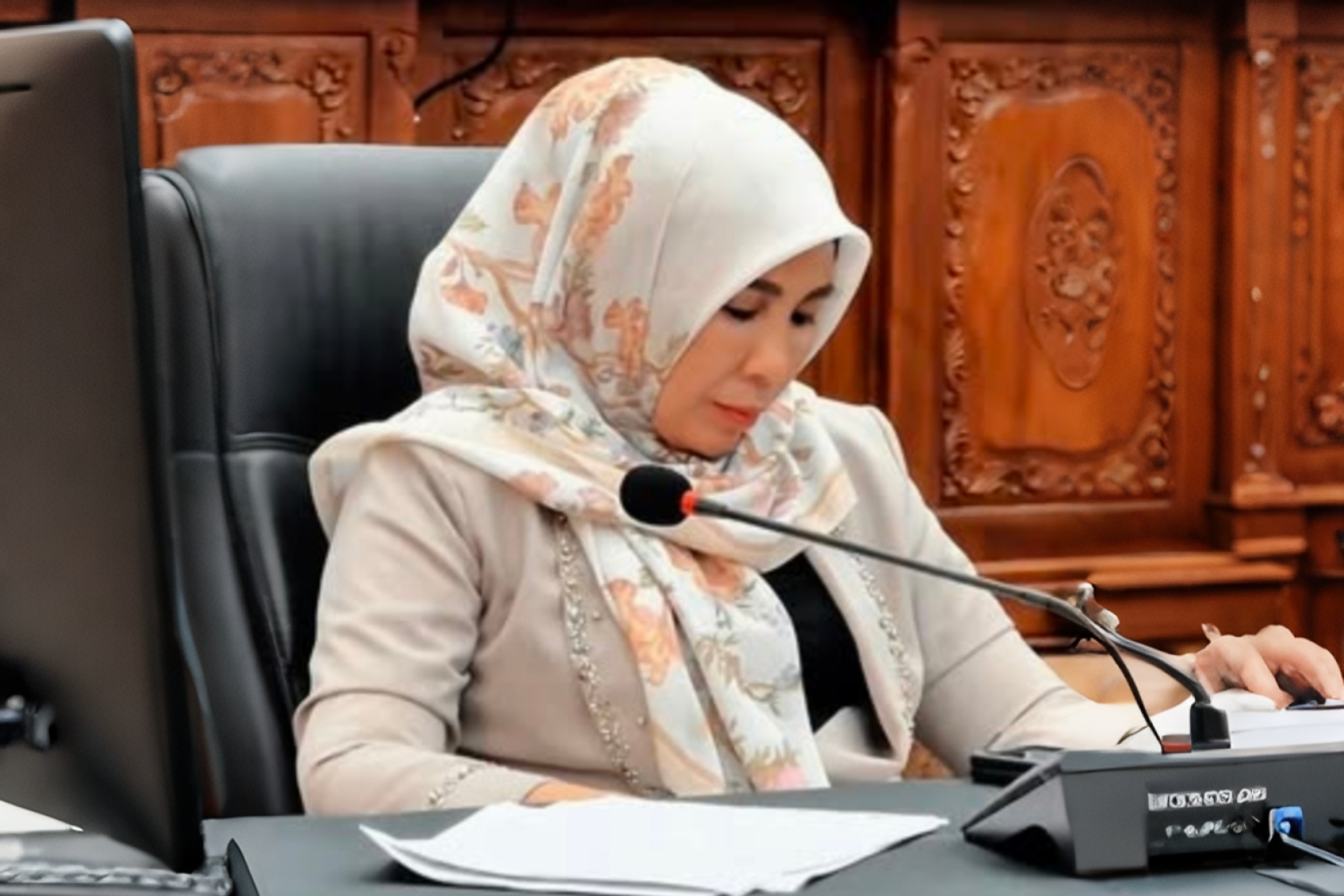 Estetika Kota Terganggu, DPRD Balangan Dukung Satpol PP Tertibkan Iklan Ilegal Estetika Kota Terganggu, DPRD Balangan Dukung Satpol PP Tertibkan Iklan Ilegal