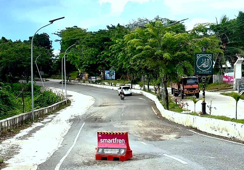 Kondisi Jalan Nasional A Yani di Balangan Memprihatinkan, DPRD Desak Perbaikan Menyeluruh Kondisi Jalan Nasional A Yani di Balangan Memprihatinkan, DPRD Desak Perbaikan Menyeluruh