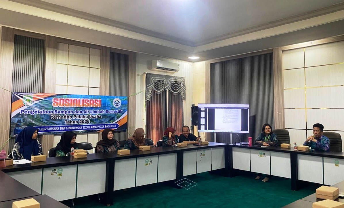 DPLH Balangan Sosialisasikan Pengelolaan Sampah dan Air Limbah kepada Pelaku Usaha DPLH Balangan Sosialisasikan Pengelolaan Sampah dan Air Limbah kepada Pelaku Usaha