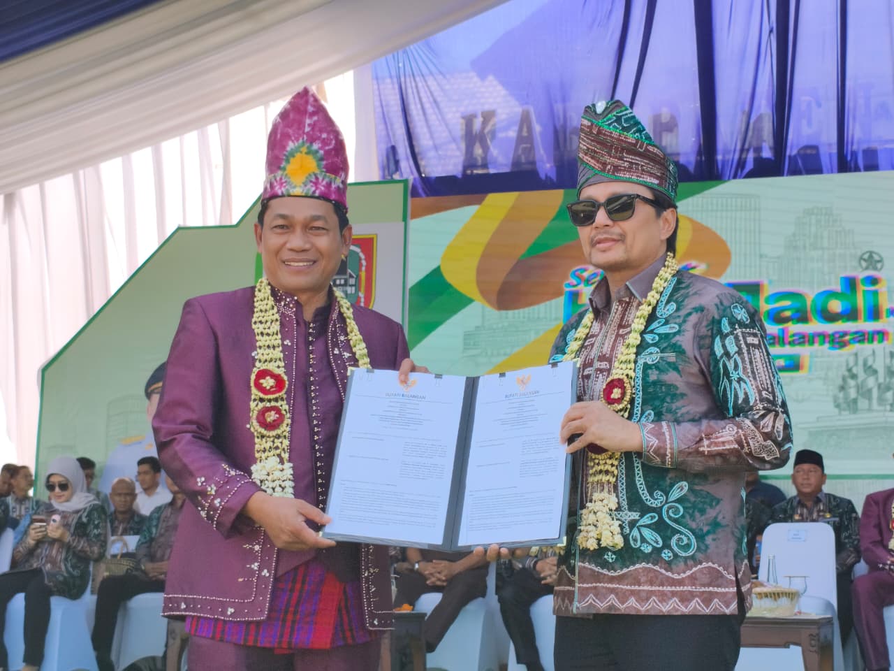 Pemkab Balangan Hibahkan Gedung Samsat Baru untuk Tingkatkan Pelayanan Publik Pemkab Balangan Hibahkan Gedung Samsat Baru untuk Tingkatkan Pelayanan Publik