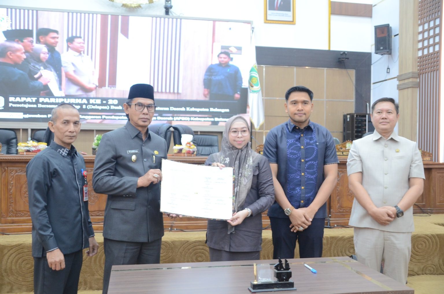 DPRD dan Pemkab Balangan Sepakati Delapan Raperda Strategis DPRD dan Pemkab Balangan Sepakati Delapan Raperda Strategis
