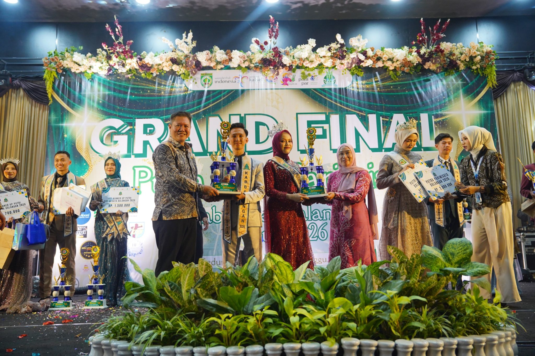 Wakil Ketua II DPRD Balangan Hadiri Grand Final Putra Putri Pariwisata 2026 Wakil Ketua II DPRD Balangan Hadiri Grand Final Putra Putri Pariwisata 2026