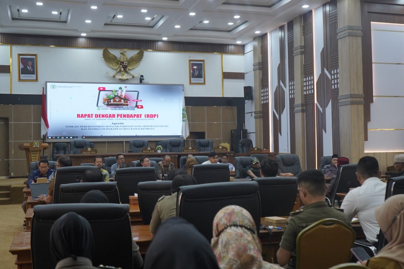 DPRD Balangan Dorong Solusi Relokasi Pedagang Pujasera Taman Sanggam DPRD Balangan Dorong Solusi Relokasi Pedagang Pujasera Taman Sanggam